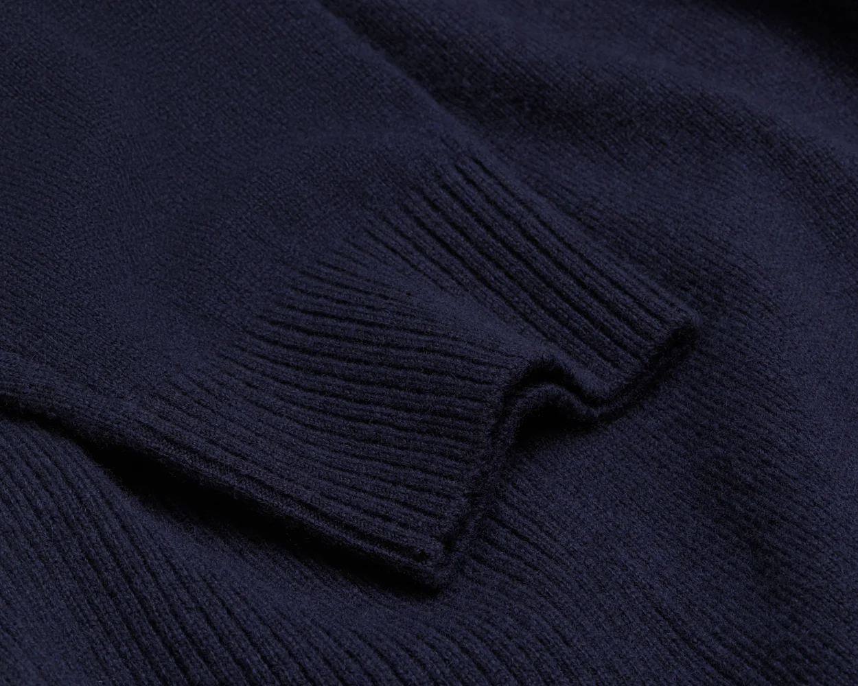 The Logan Hoodie Sweater: Heathered Navy - Image 7